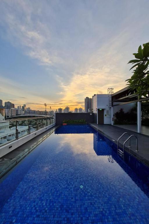 Aqueen Prestige Hotel Lavender Singapore Exterior photo