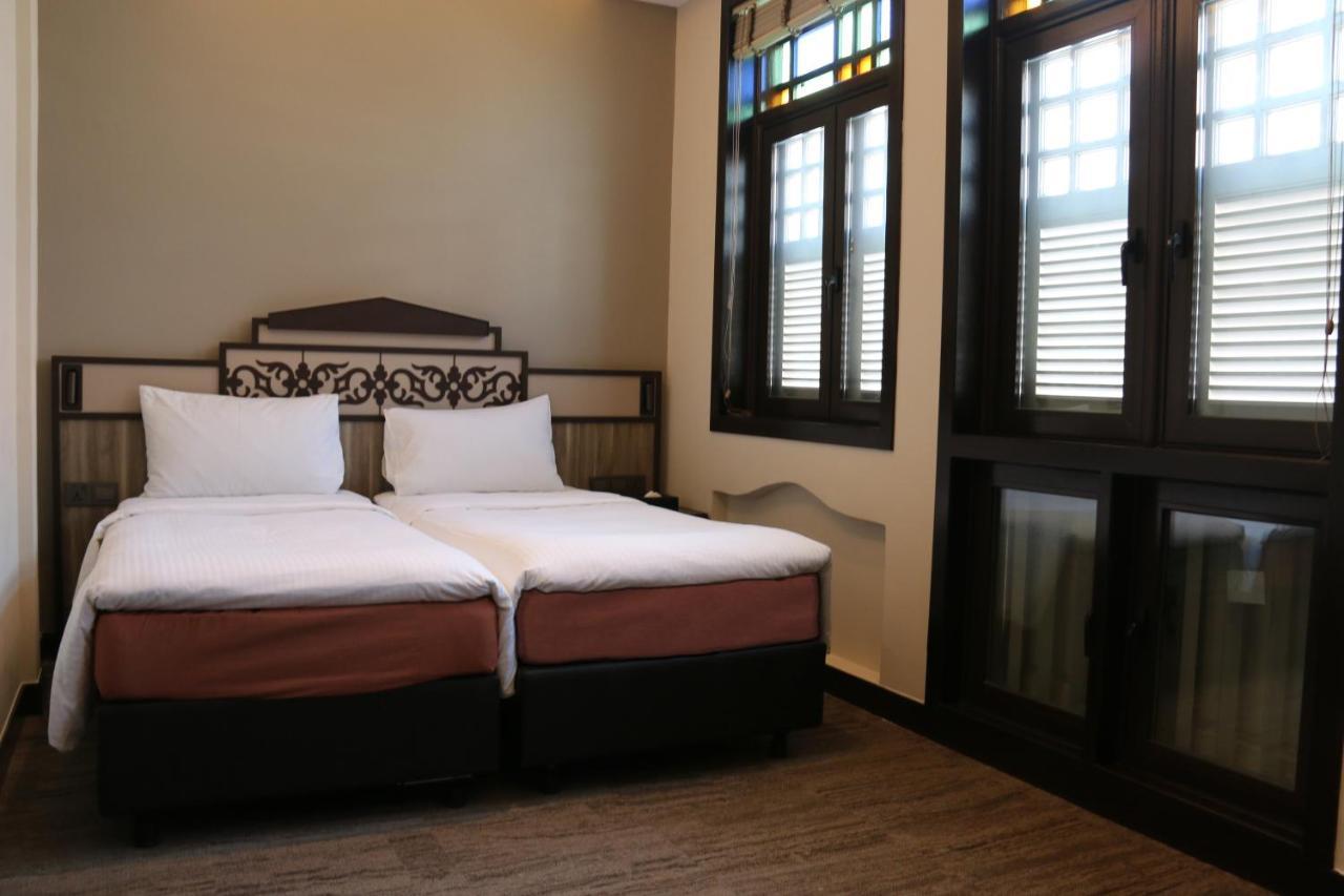 Aqueen Prestige Hotel Lavender Singapore Exterior photo