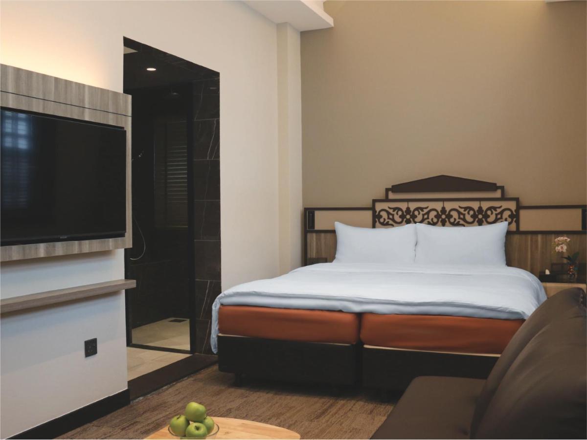 Aqueen Prestige Hotel Lavender Singapore Exterior photo