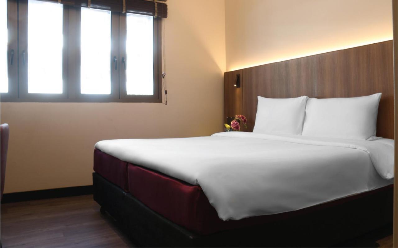 Aqueen Prestige Hotel Lavender Singapore Exterior photo